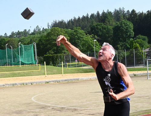 Rasenkraftsport | DM-Titel für Jörg Friedrich