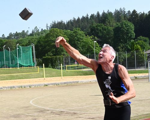 Rasenkraftsport | DM-Titel für Jörg Friedrich