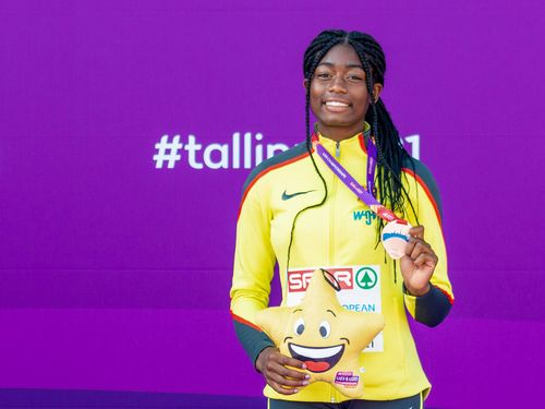 Nina Ndubuisi | Foto: IMAGO / Beautiful Sports Regio TV | STARTBLOCK07 mit Ndubuisi-Porträt