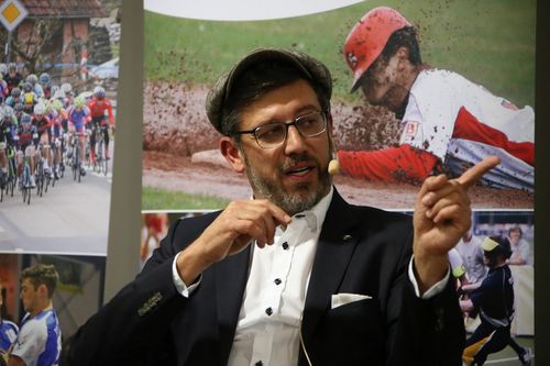 Foto: SportRegion Stuttgart / Dr. Qingwei Chen Videobotschaft | Claus Vogt gibt Auskunft