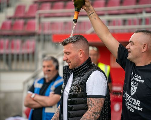 Fußball | SG Sonnenhof Großaspach gelingt der Durchmarsch