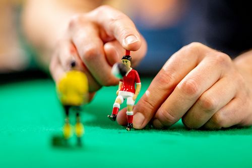 Um Tipp-Kick geht es in der Dokumentation "Little Goals". | Foto: Benjamin Lau YouTube | TKC-Riege kommt bei Tipp-Kick-Doku zu Wort