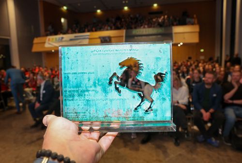 Auszeichnung | Ehrung für Bauer und Schmid