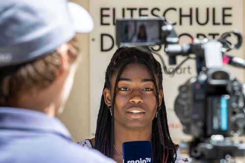 Nina Ndubuisi ist eines der Patenkinder der SportRegion Stuttgart. | Foto: Dr. Qingwei Chen Paris-Stipendium | Ndubuisi erfolgreich beim Europacup
