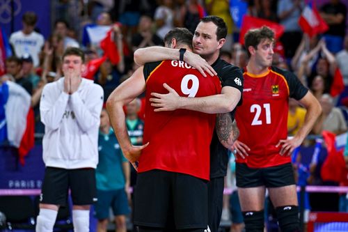 TOM UND BENNI IN PARIS | Folge 17