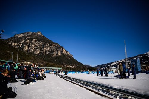 Wie kommt man zur Wettkampfstätte? Die Volunteers zeigen einem den Weg. | Fotos: Tom Weller ONDA MILANESE | Volle Punktzahl für die Volunteers