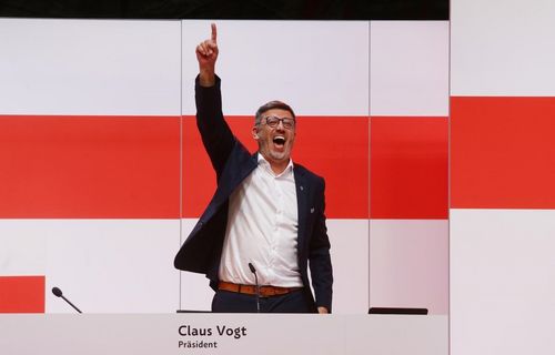 VfB Stuttgart | Claus Vogt bleibt Präsident