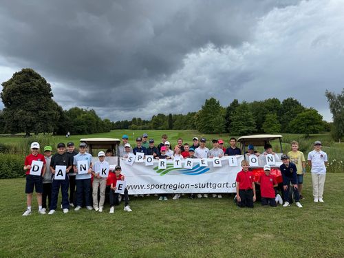 Auf dem Gelände des Golfclubs Domäne Niederreutin fand der „Golf RegioCup“ statt. | Foto: GC Domäne Niederreutin Golf | Wechselhaftes Wetter beim RegioCup