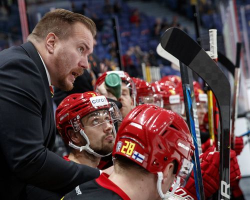 Eishockey | Pekka Kangasalusta wird Cheftrainer 