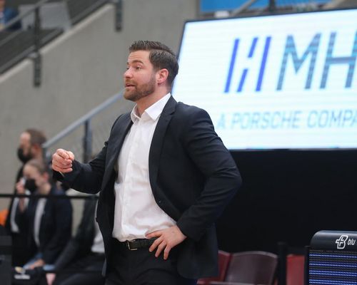 Basketball | MHP RIESEN verlängern mit Josh King