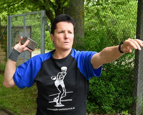 Rasenkraftsport | Tanja Hees mit Deutschem Rekord