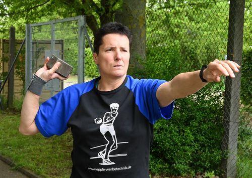 Rasenkraftsport | Tanja Hees mit Deutschem Rekord