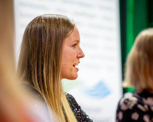 Para-Skisport | Andrea Rothfuss auf dem Treppchen