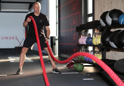 Tobias Unger in seinem Fitnessstudio. | Foto: Pressefoto Baumann Tobias Unger in seinem Fitnessstudio. | Foto: Pressefoto Baumann