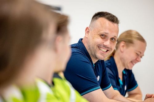 Rollstuhltischtennis | Team aus Frickenhausen überrascht