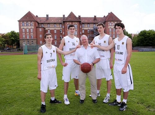 Ludwigsburg | Otto-Hahn-Gymnasium wird Verbundsschule