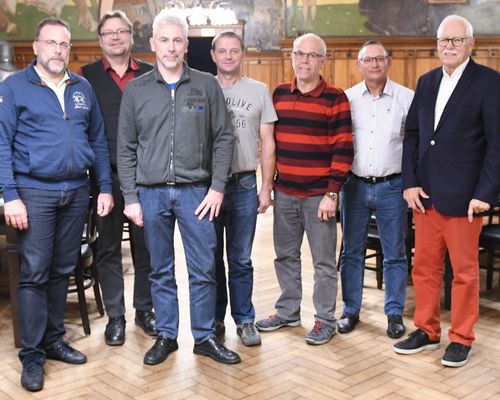 Rasenkraftsport und Tauziehen | Fahrion steht an der Spitze der neuen ARGE