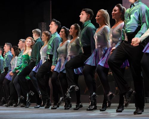 Stuttgart | Riverdance in der Porsche-Arena