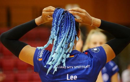 Saison-Auftakt für Simone Lee und Allianz MTV Stuttgart. | Foto: Pressefoto Baumann Event der Woche | Volleyballerinnen starten in die Saison