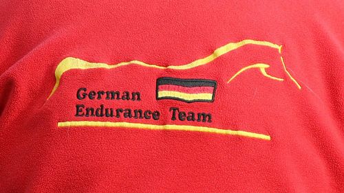 Foto: IMAGO / Galoppfoto Pferdesport | Sabrina Arnold ist Europameisterin geworden