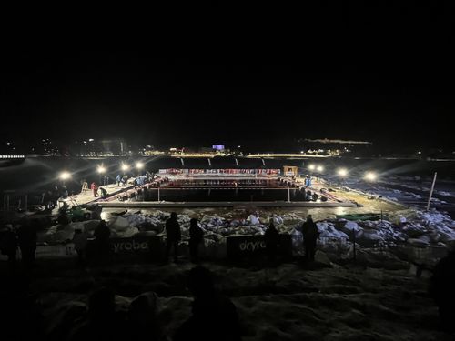 Eisschwimmen | Martin Tschepe wird Doppel-Weltmeister 