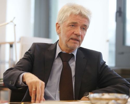 Skisport |  Dr. Franz Steinle bleibt Präsident des DSV